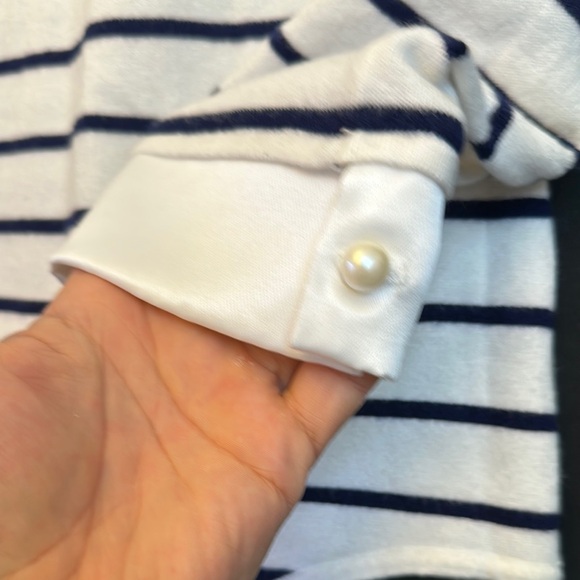 L’ecole desFemmes Bodysuit sweater. Awesome. Size large. - Picture 4 of 11